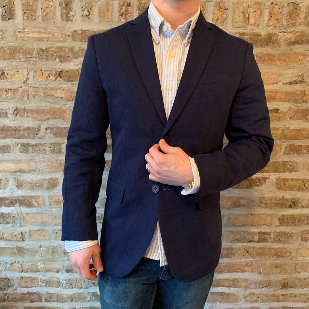 Men’s navy blazer